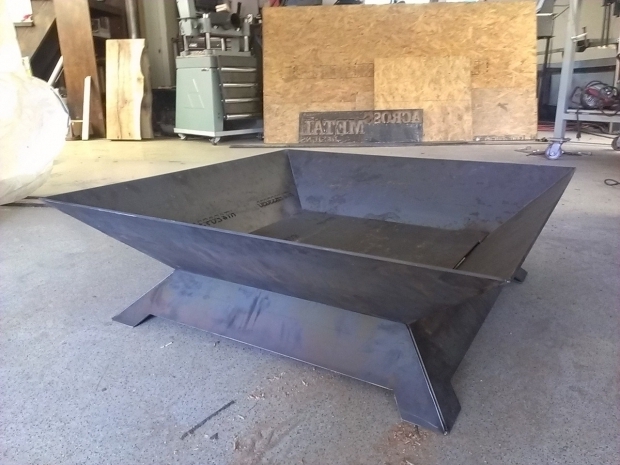 Metal Fire Pit Ideas