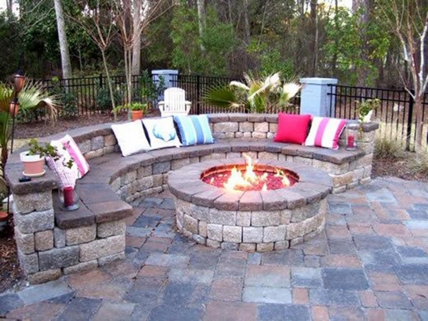 Glass Rock Fire Pit